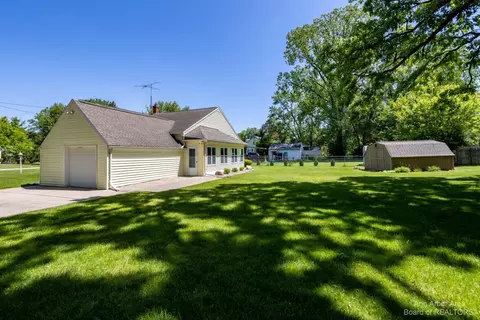 2317 Chesning Ave, Jackson, MI 49202 photo 37
