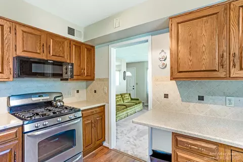 2317 Chesning Ave, Jackson, MI 49202 photo 7