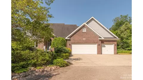 4349 Mario Dr, Plymouth, MI 48170