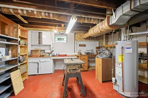 722 W Washington Ave, Jackson, MI 49201 photo 33
