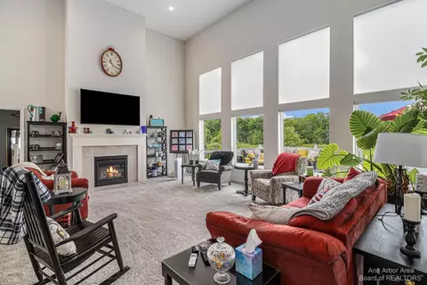 5645 Carter Ct, Dexter, MI 48130 photo 6