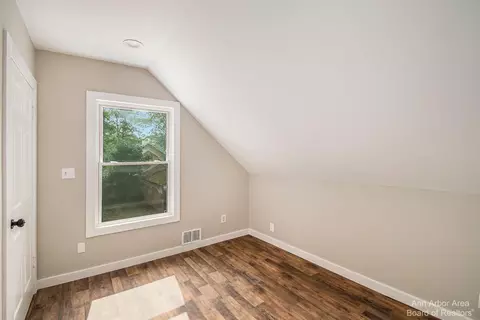 217 N Elm Ave, Jackson, MI 49202 photo 12