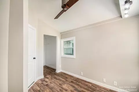 217 N Elm Ave, Jackson, MI 49202 photo 7