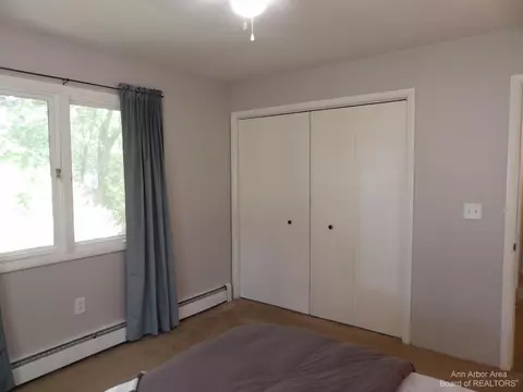 256 Curtis Ave, Jackson, MI 49203 photo 5