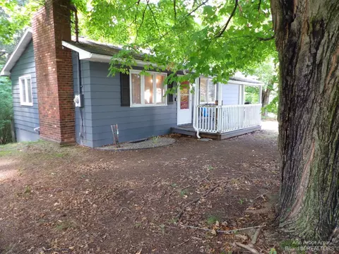 256 Curtis Ave, Jackson, MI 49203 photo 14