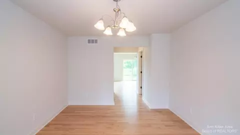 10187 Meadowmere Pl, Saline, MI 48176 photo 9