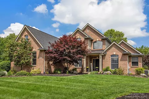 6433 Edgewood Dr, Ann Arbor, MI 48108
