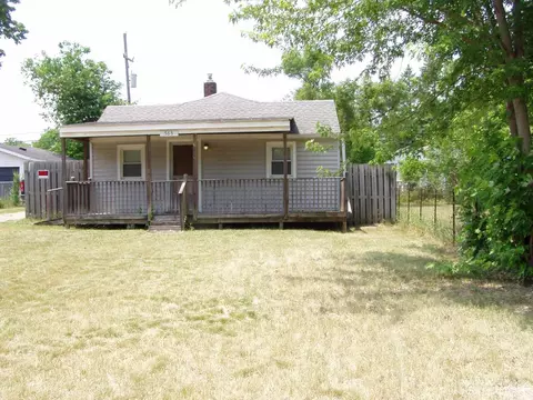 563 E Grand Blvd, Ypsilanti, MI 48198