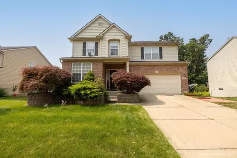8746 Barrington Dr, Ypsilanti, MI 48198