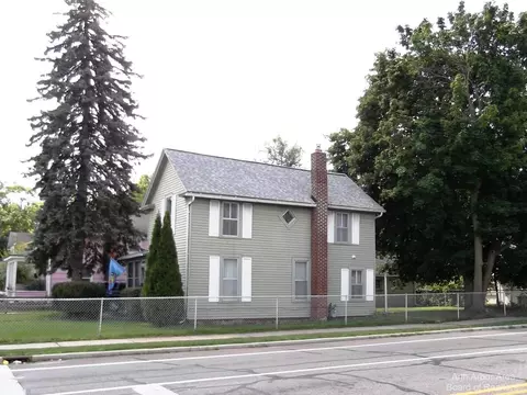 533 N Huron St, Ypsilanti, MI 48197