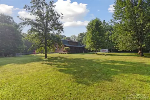 12303 Bunton Rd, Willis, MI 48191 photo 3