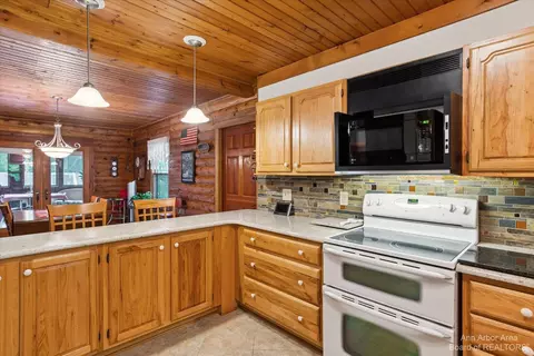 12303 Bunton Rd, Willis, MI 48191 photo 18