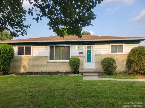 3657 Burns, Inkster, MI 48141