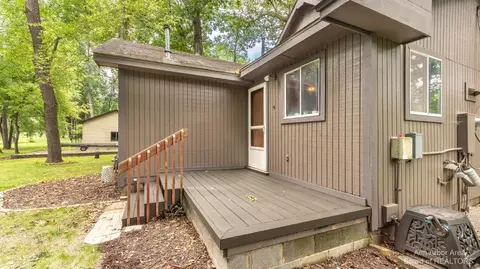 222 Ellsworth Lake Dr, Gregory, MI 48137 photo 11