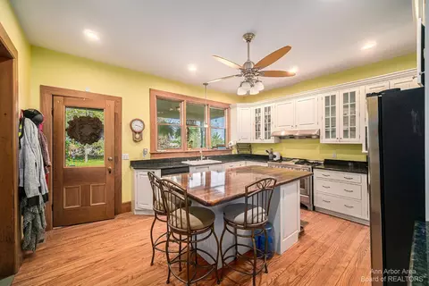 4021 E Carleton Rd, Adrian, MI 49221 photo 12