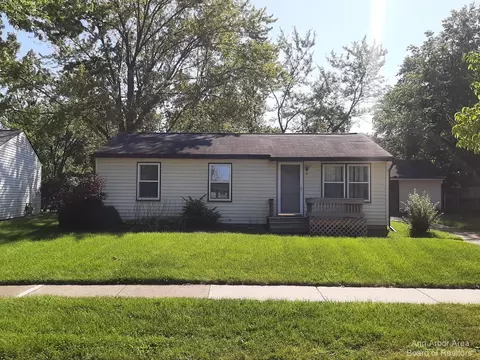 11 W Eden Ct, Ann Arbor, MI 48108