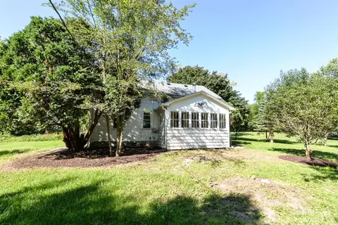 1236 S Fletcher, Chelsea, MI 48118
