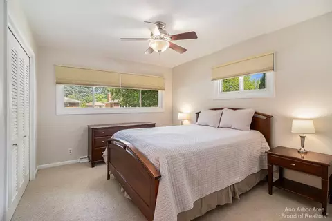 1911 Dunmore Rd, Ann Arbor, MI 48103 photo 12