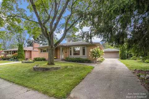 1911 Dunmore Rd, Ann Arbor, MI 48103 photo 2