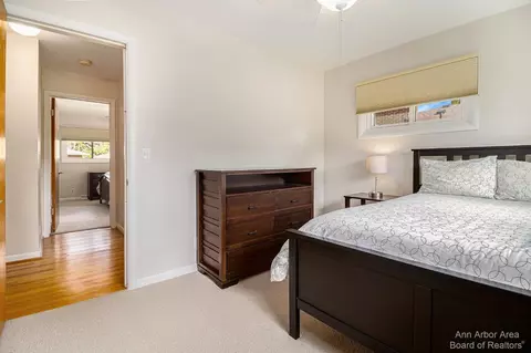 1911 Dunmore Rd, Ann Arbor, MI 48103 photo 16