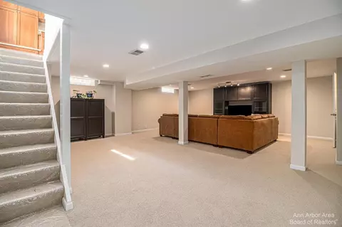 1911 Dunmore Rd, Ann Arbor, MI 48103 photo 20
