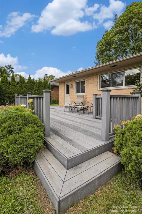 1911 Dunmore Rd, Ann Arbor, MI 48103 photo 27