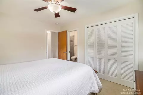 1911 Dunmore Rd, Ann Arbor, MI 48103 photo 13