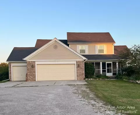 7385 Warner Rd, Saline, MI 48176 photo 2