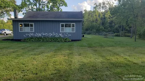 1405 Shepherd Rd, Tecumseh, MI 49286 photo 4