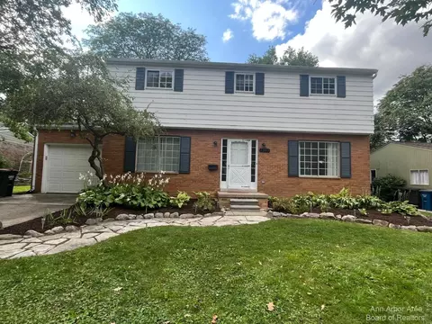 1348 Ardmoor Ave, Ann Arbor, MI 48103