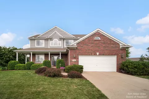 308 Stone Glen Ct, Saline, MI 48176