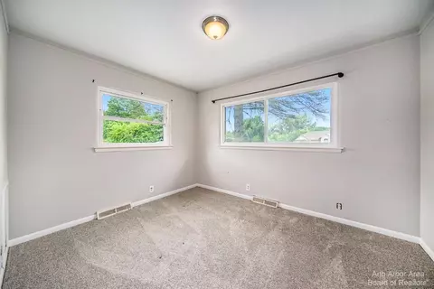 7525 Marshall Rd, Dexter, MI 48130 photo 5