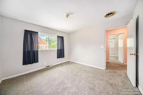 7525 Marshall Rd, Dexter, MI 48130 photo 10