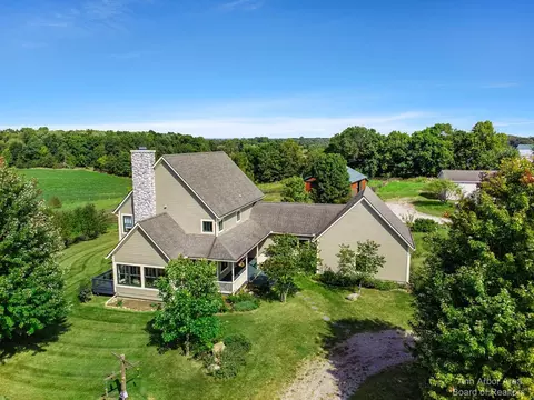 9088 W Liberty Rd, Ann Arbor, MI 48103