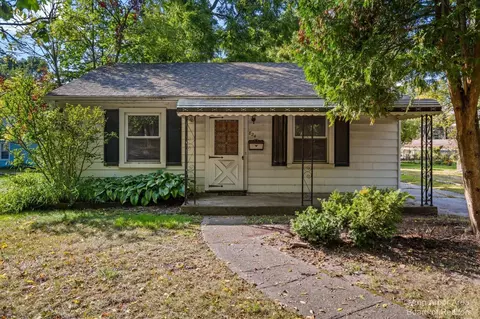 824 E Cross St, Ypsilanti, MI 48198