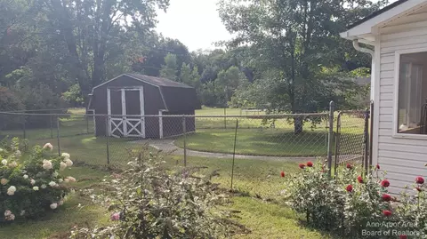 12023 Tuttle Hl, Willis, MI 48191 photo 18