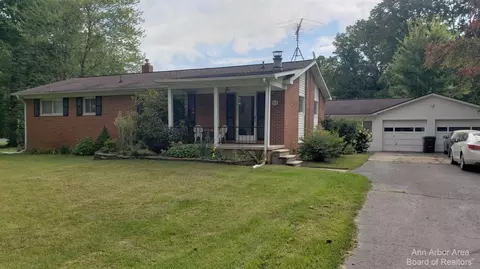 12023 Tuttle Hl, Willis, MI 48191 photo 2