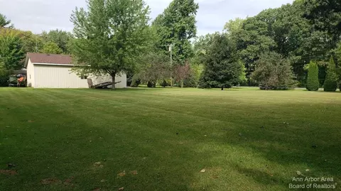 12023 Tuttle Hl, Willis, MI 48191 photo 24