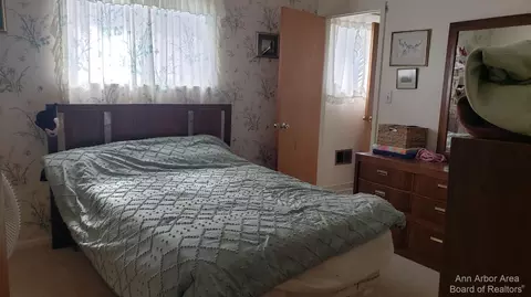 12023 Tuttle Hl, Willis, MI 48191 photo 7