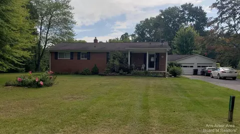 12023 Tuttle Hl, Willis, MI 48191
