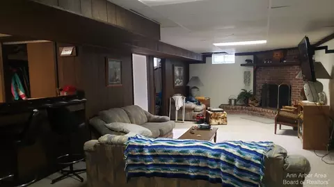 12023 Tuttle Hl, Willis, MI 48191 photo 14