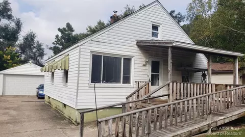 167 Jerome Ave, Ypsilanti, MI 48197