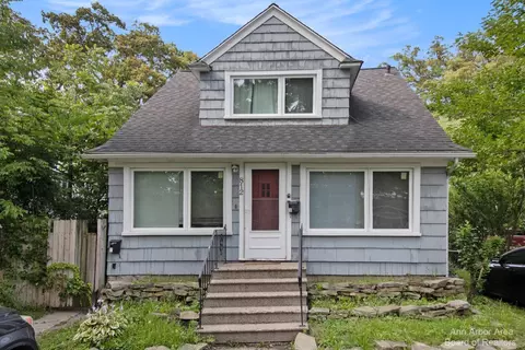 812 Pauline Blvd, Ann Arbor, MI 48103