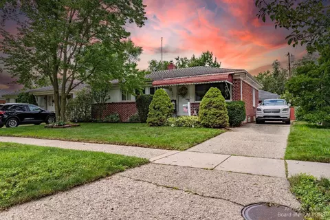 1640 Ackley Ave, Westland, MI 48186