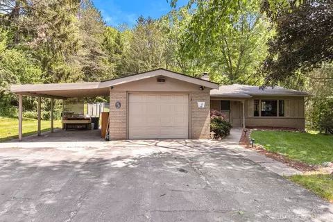 3458 E Pineview Dr, Dexter, MI 48130 photo 3