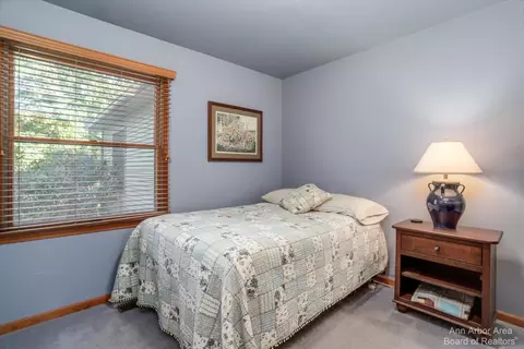 2367 Strieter Rd, Ann Arbor, MI 48103 photo 20
