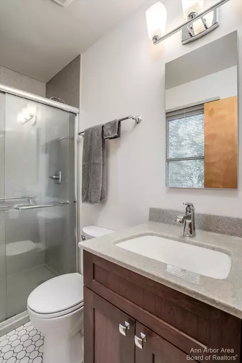2367 Strieter Rd, Ann Arbor, MI 48103 photo 26