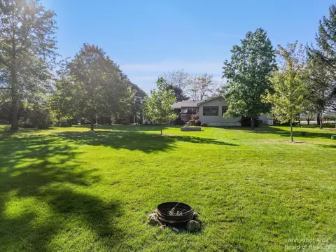 2367 Strieter Rd, Ann Arbor, MI 48103 photo 40