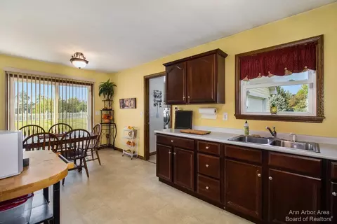 10993 Waterloo-munith Rd, Munith, MI 49259 photo 7