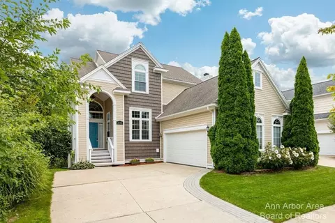 1495 Chapleau Dr, Ann Arbor, MI 48103